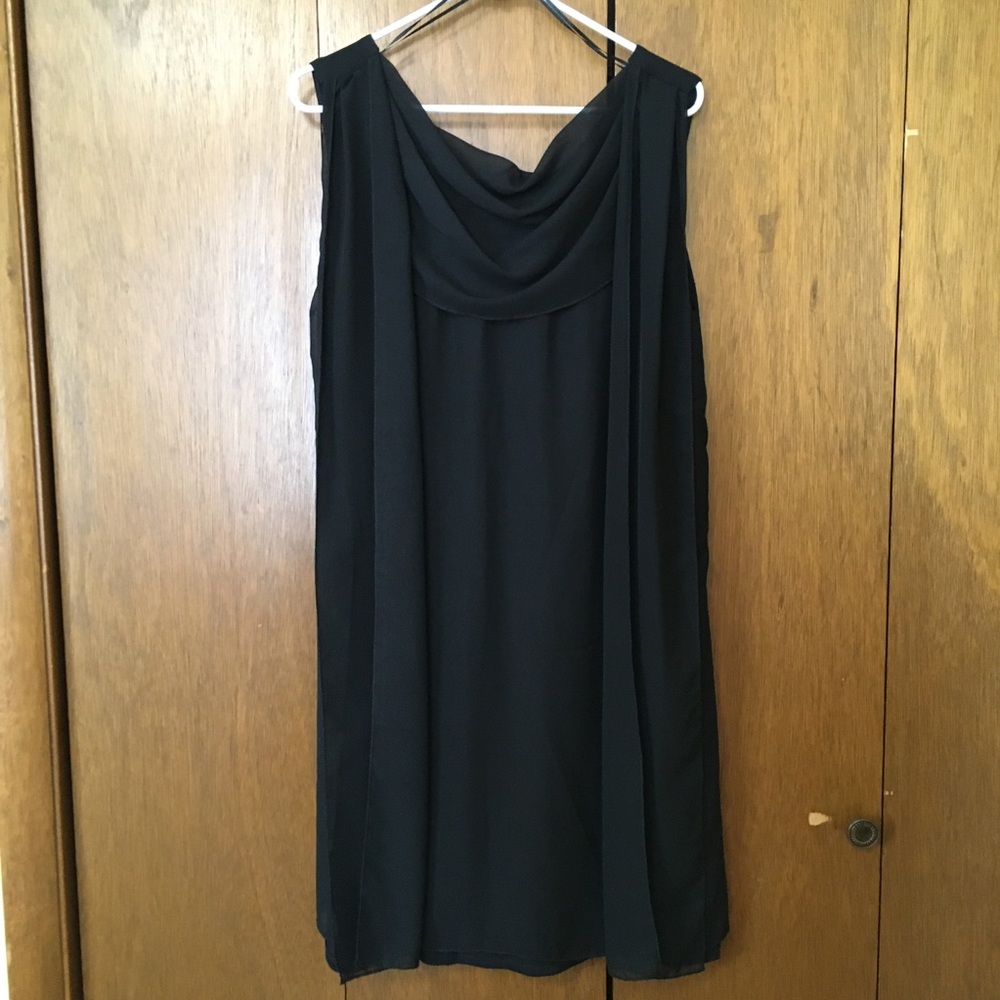 Sleeveless Black Dress